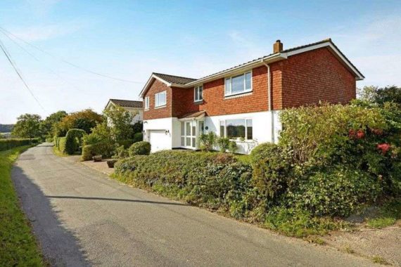 5 Bedroom Detached
